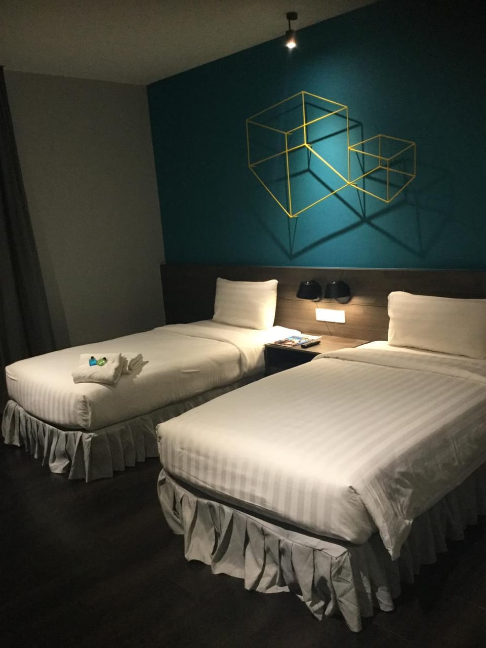 Bed, Photo of the whole room