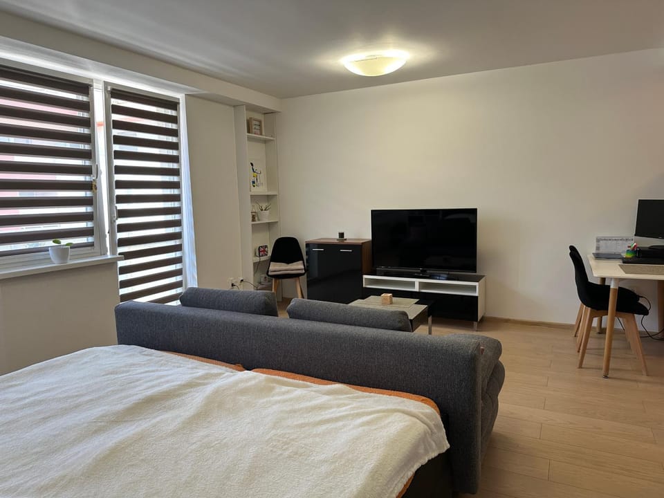 Apartmán v balkónom do vnútrobloku Apartment in Slovakia