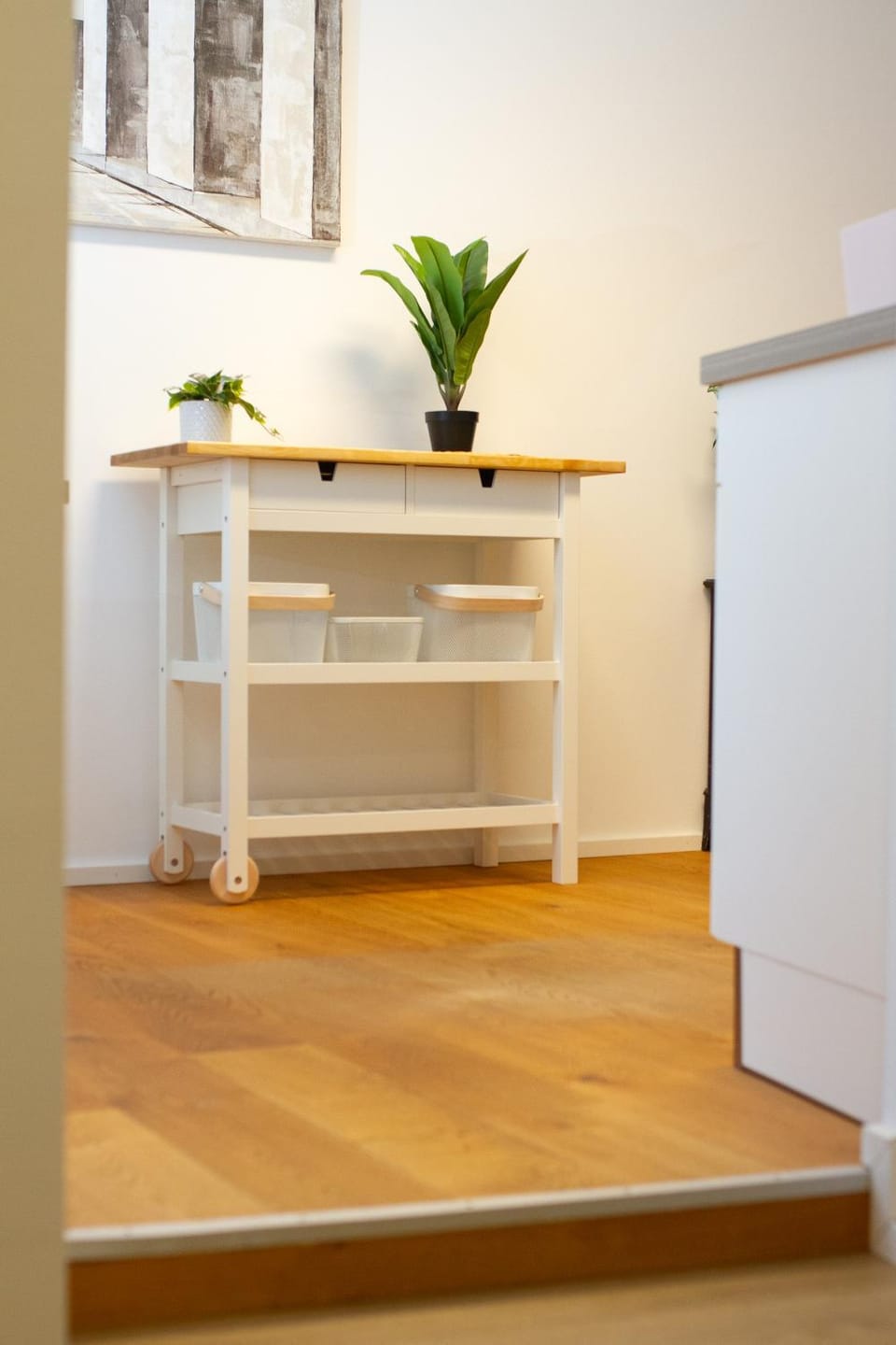 Kitchen or kitchenette, Living room
