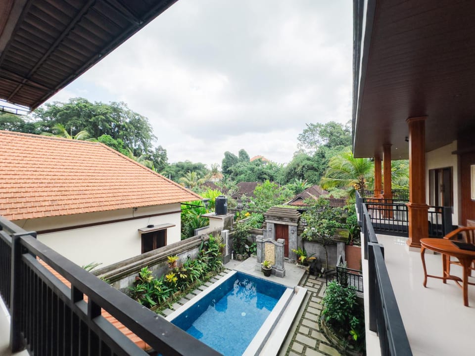 Balcony/Terrace, Swimming pool