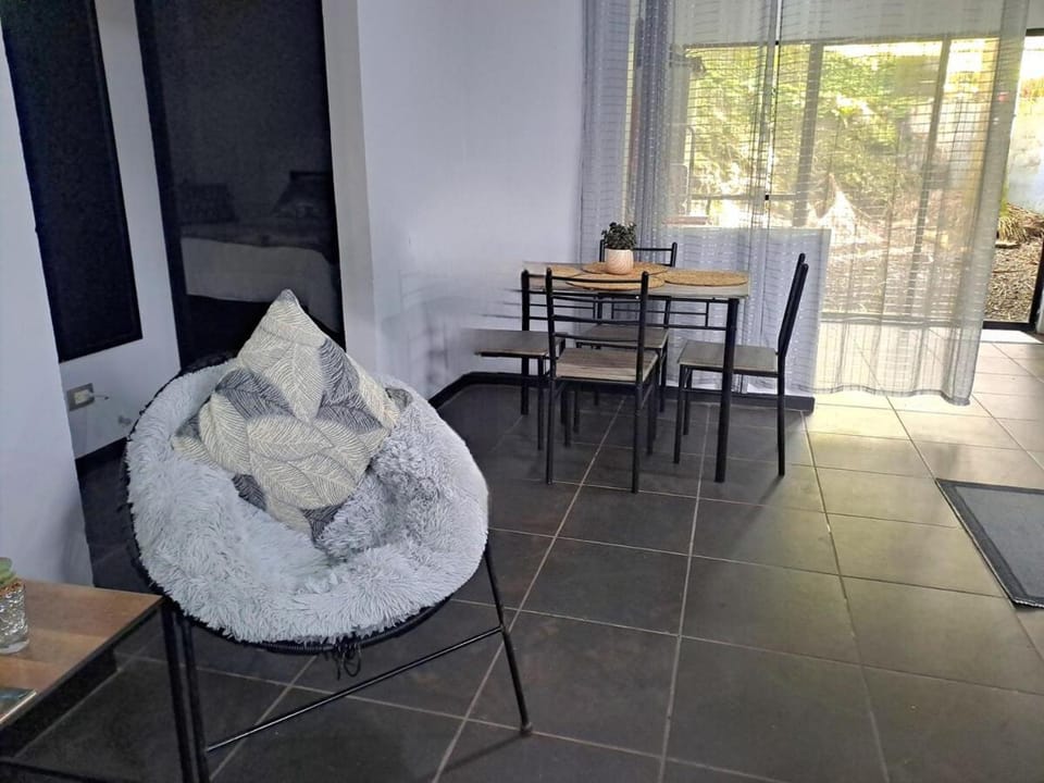 Costa Verde Retreat 1 - Ground Floor Apartment in Quepos