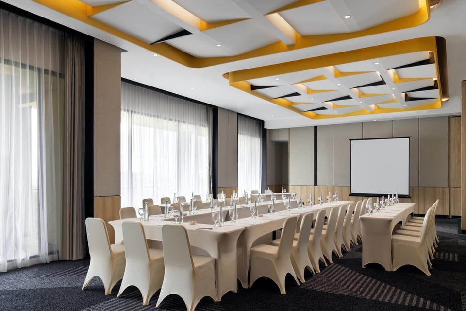 Meeting/conference room