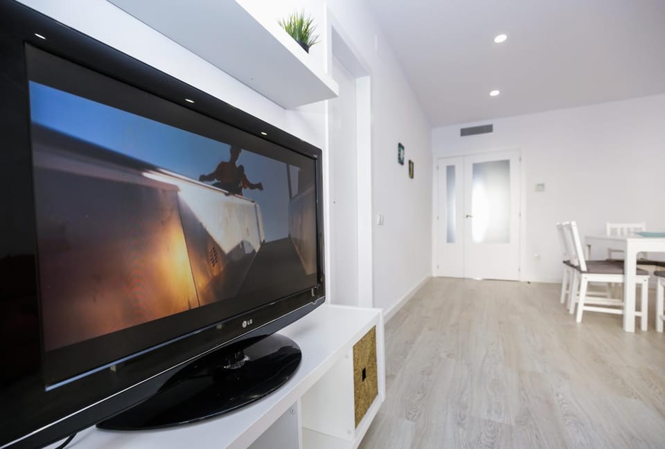 Communal lounge/ TV room, Living room