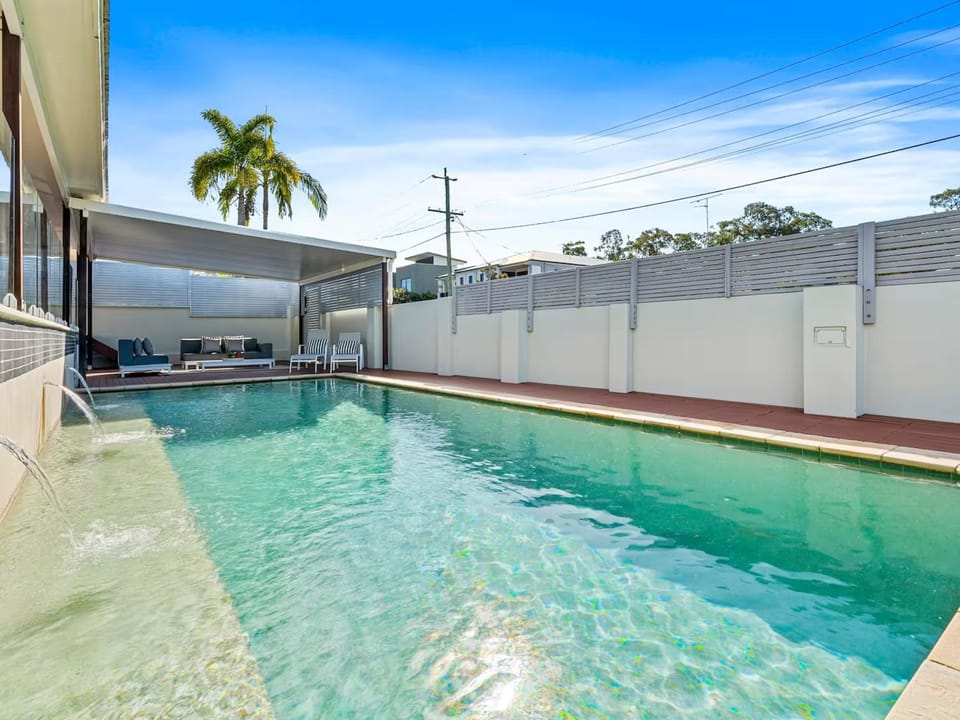 Pool view, Swimming pool
