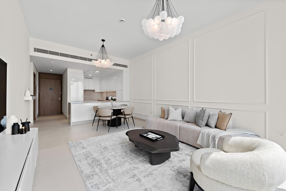 Kitchen or kitchenette, Living room, Seating area, Dining area