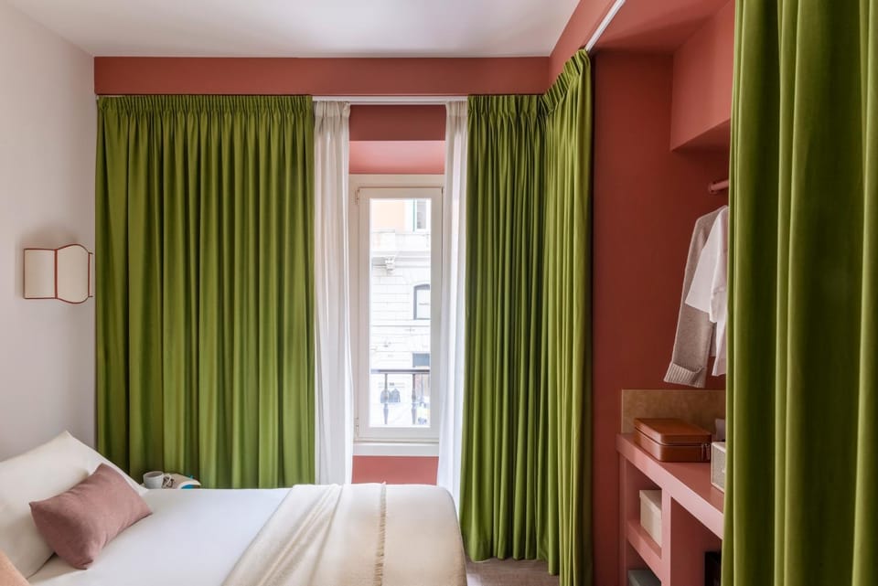 The 4 Rooms Rome Bed and Breakfast in Rome