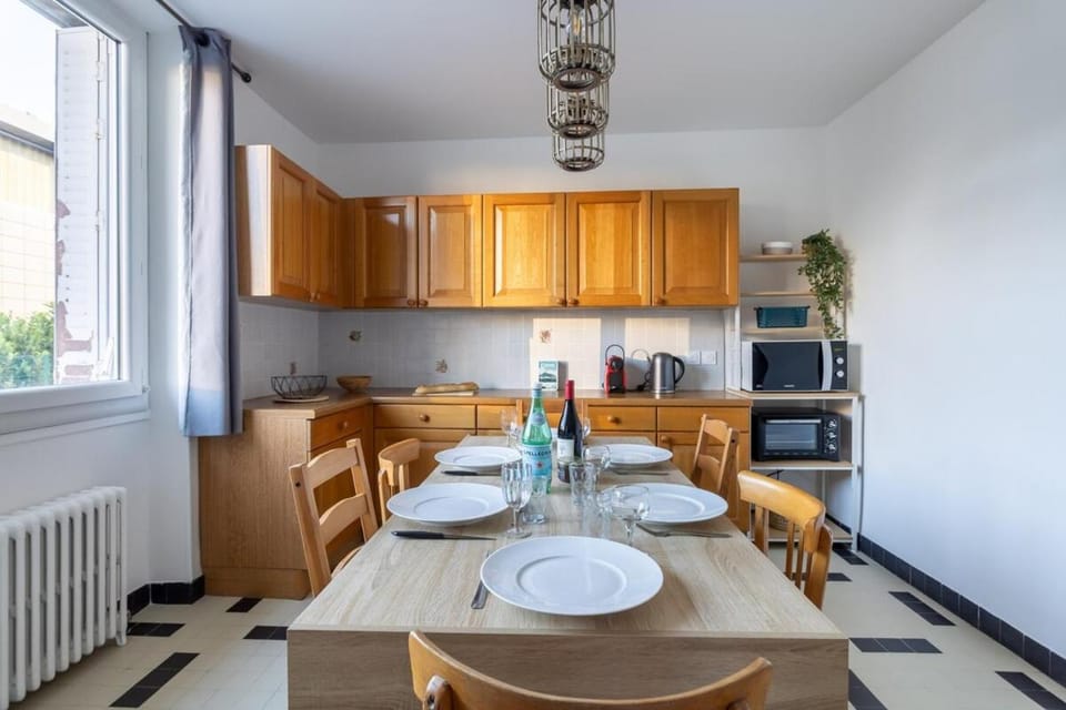 Helene - Appart cosy & calme à 9min à pied du TRAM Apartment in Clermont-Ferrand