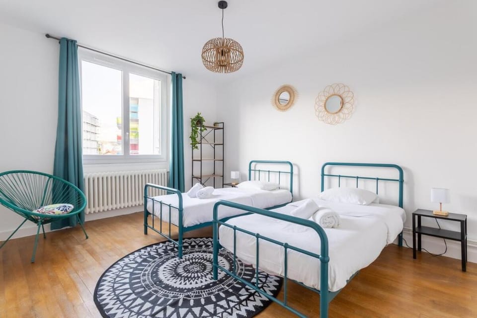 Helene - Appart cosy & calme à 9min à pied du TRAM Apartment in Clermont-Ferrand