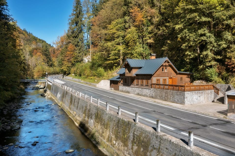 Property building, Natural landscape, River view