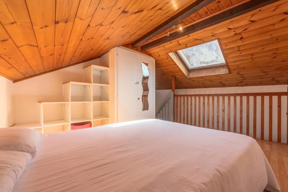 Bed, Bedroom, wardrobe