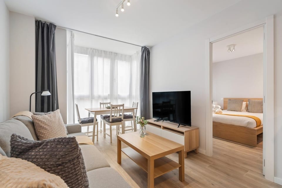 Bright flat in General Ricardos - 1B Apartment in Madrid