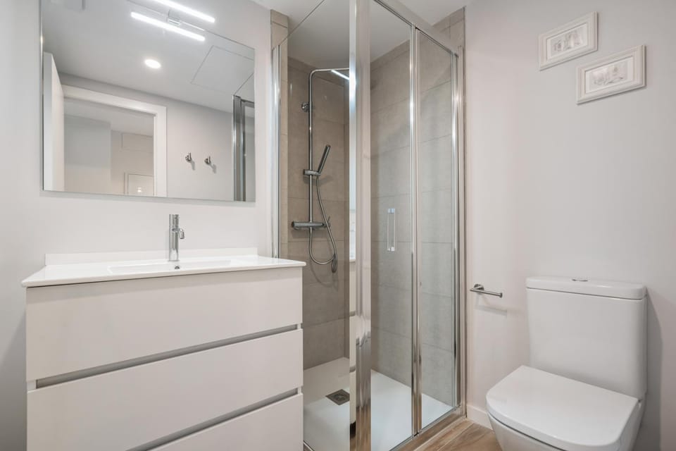Bright flat in General Ricardos - 1B Apartment in Madrid