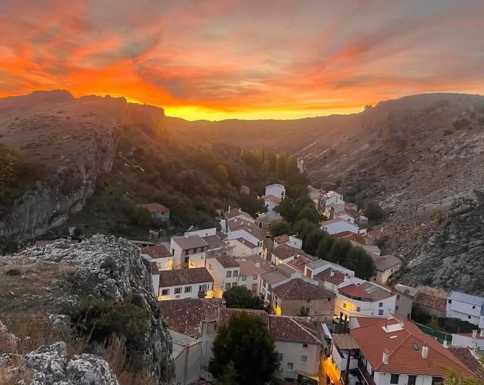 Nearby landmark, Natural landscape, City view, Sunset