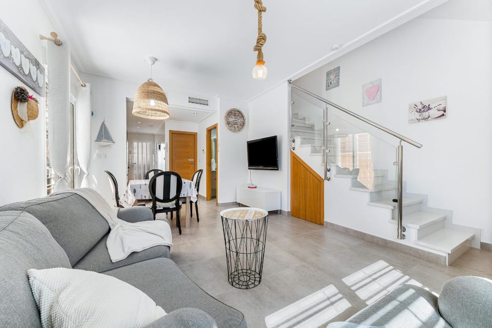 Communal lounge/ TV room, Living room