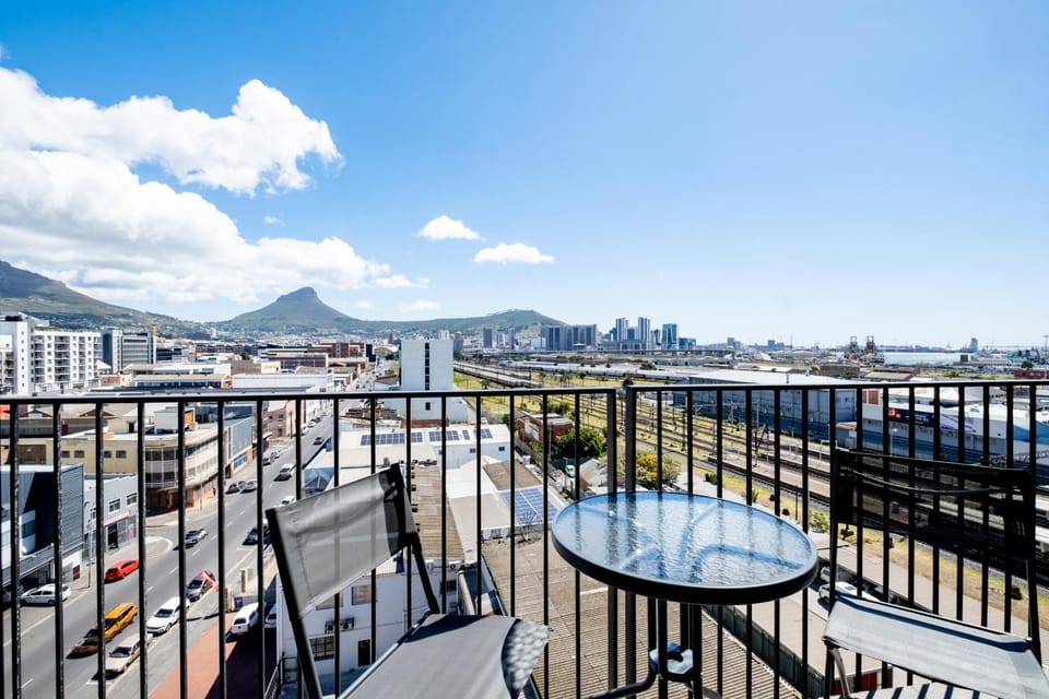 Natural landscape, Balcony/Terrace, Mountain view
