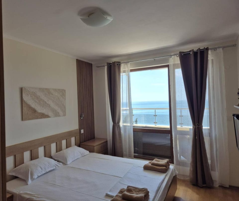 Bedroom, Sea view