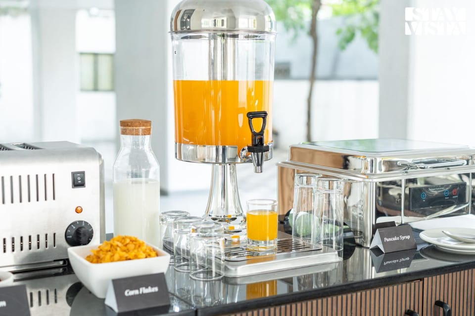 Coffee/tea facilities, Food and drinks, Food, Breakfast, Continental breakfast, Buffet breakfast, Drinks