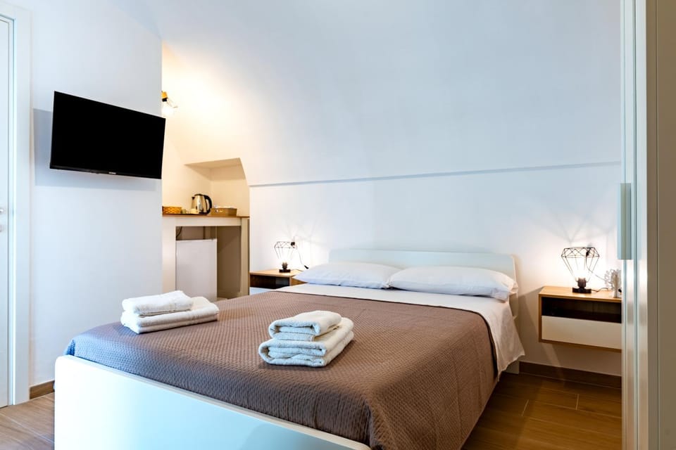 Living room, Bedroom