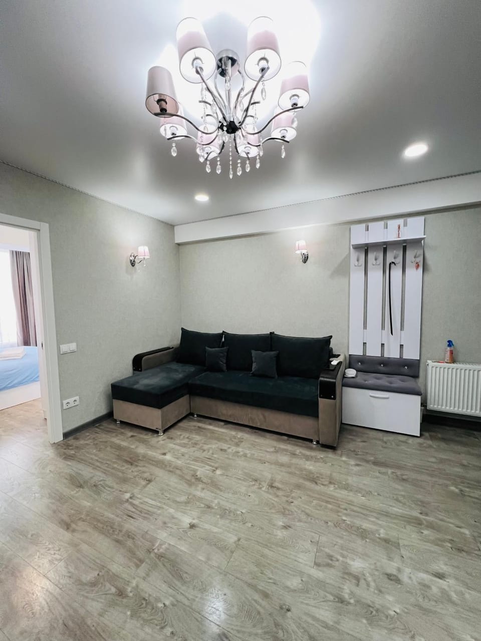 Living room, Seating area, internet