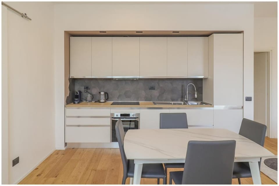 Kitchen or kitchenette, Living room, Dining area, pet friendly, stove