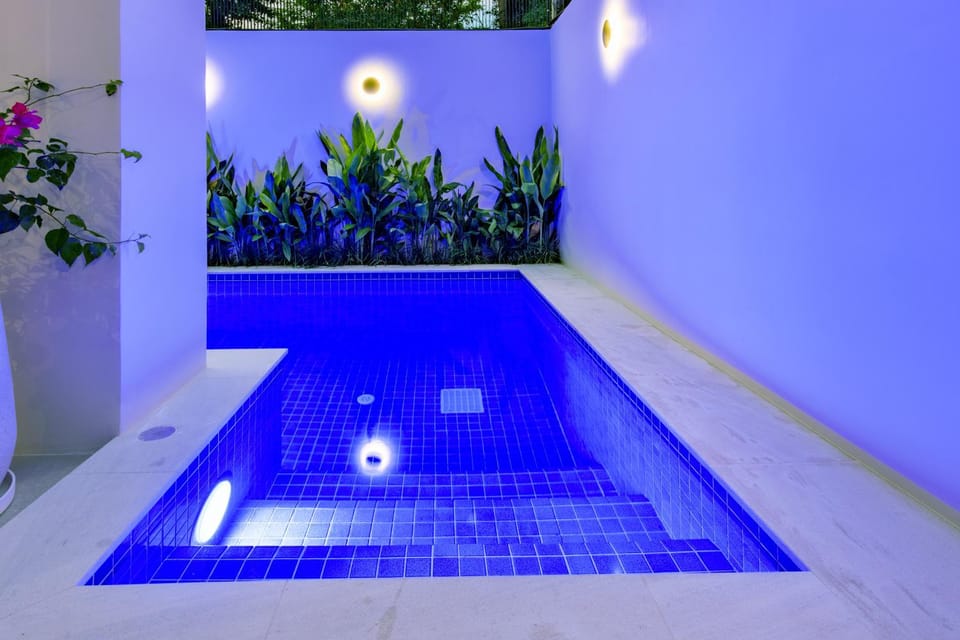 Garden, Swimming pool