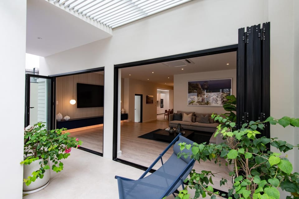 Garden, Balcony/Terrace