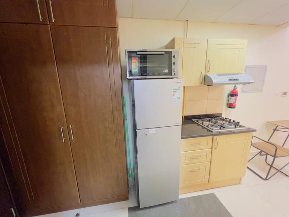 Mahenti - Elite 1 · Large balcony with all u need Apartment in Dubai