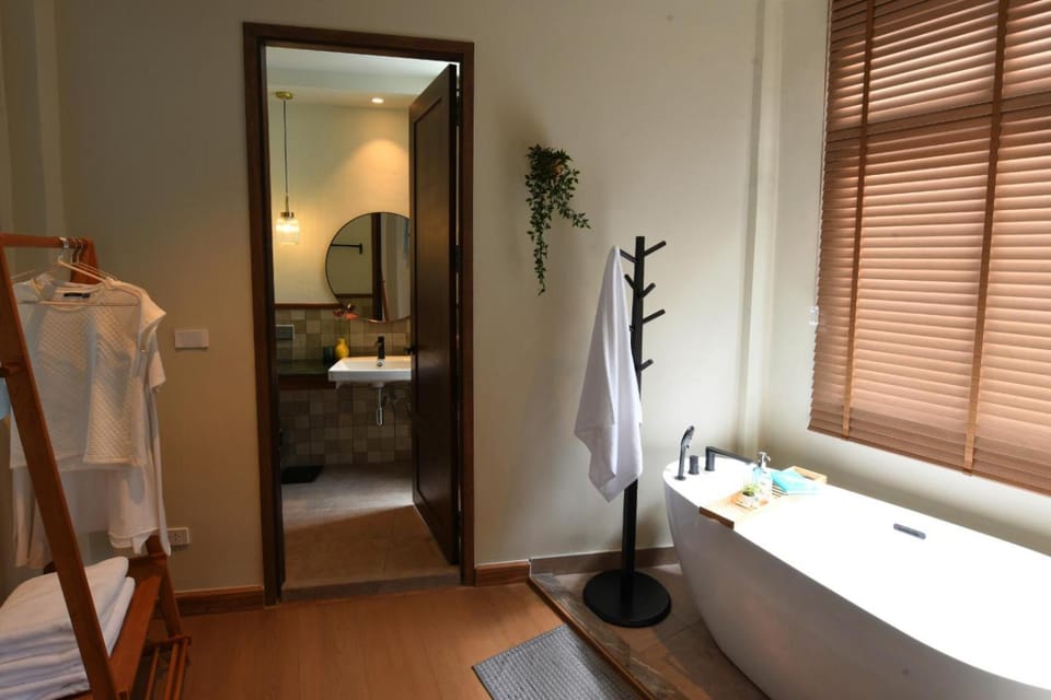 Shower, Bathroom, Bath