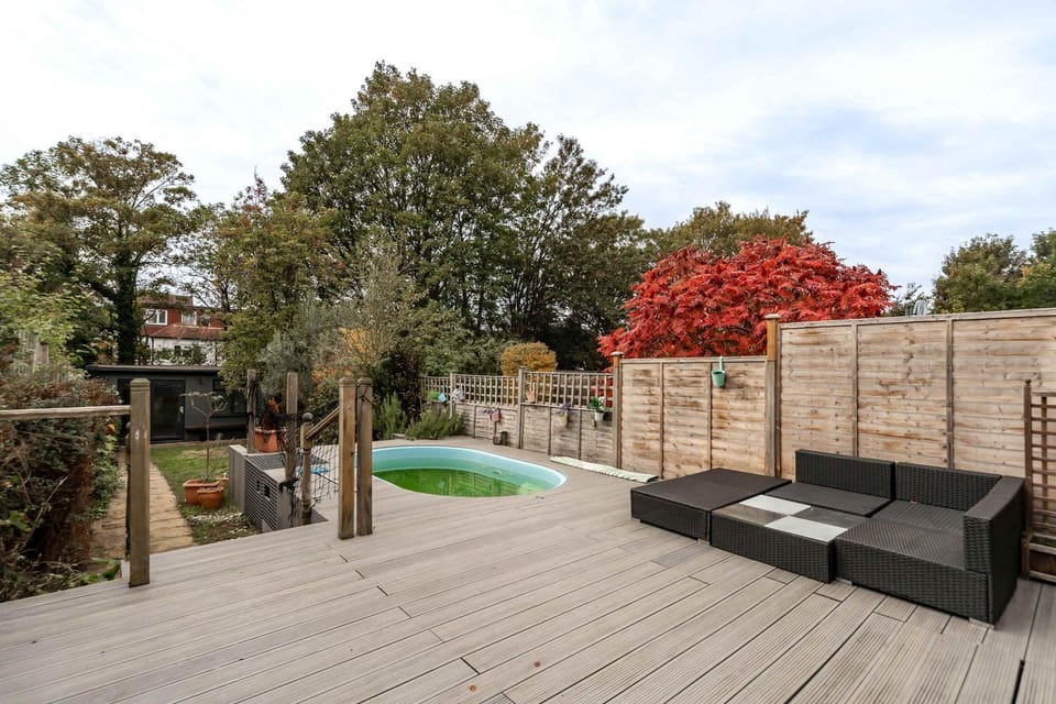 Spacious 5 Bedroom Home with Garden in Tooting House in London Borough of Croydon