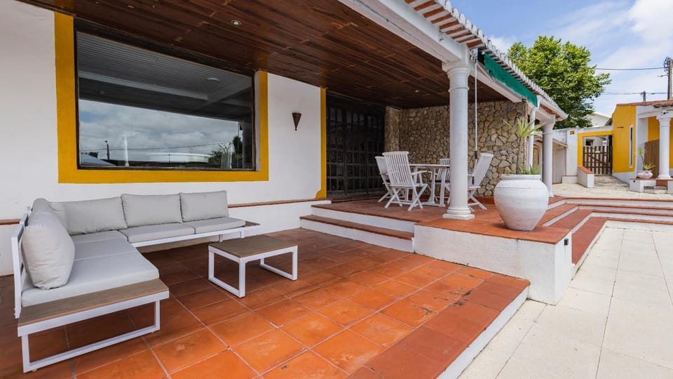 Patio, sunbed