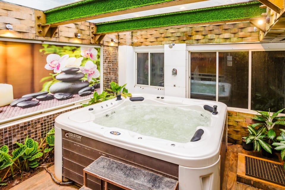 Moonstone meadows 9-BHK Retreat With Private Pool, Garden, Gazebo, & Jacuzzi Villa in Lonavla
