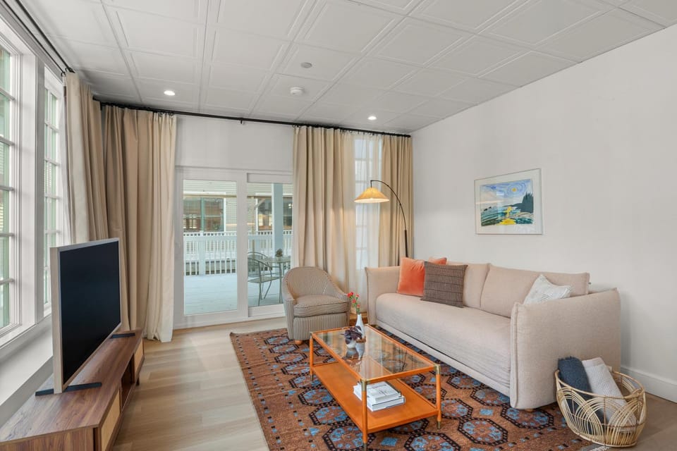 TV and multimedia, Balcony/Terrace, Living room