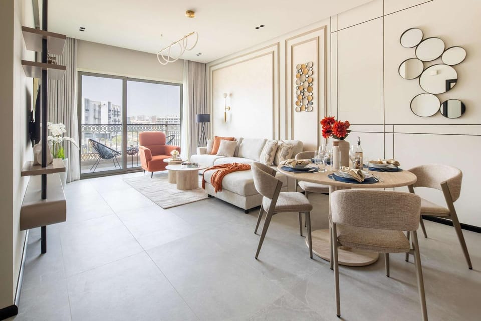 Living room, Dining area