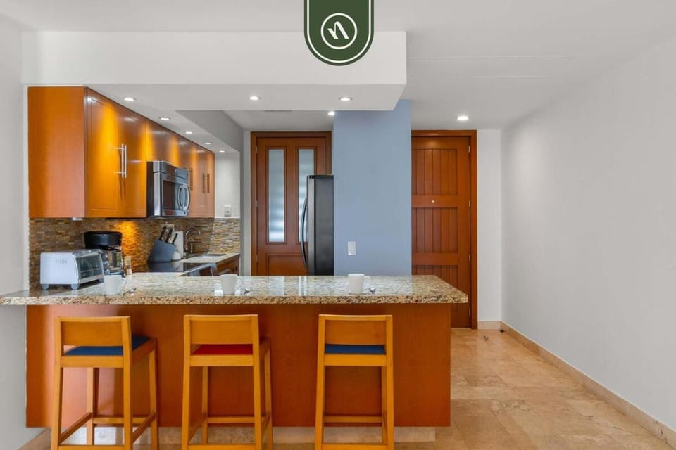 Kitchen or kitchenette, kitchen