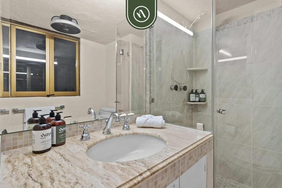Bathroom, Bath