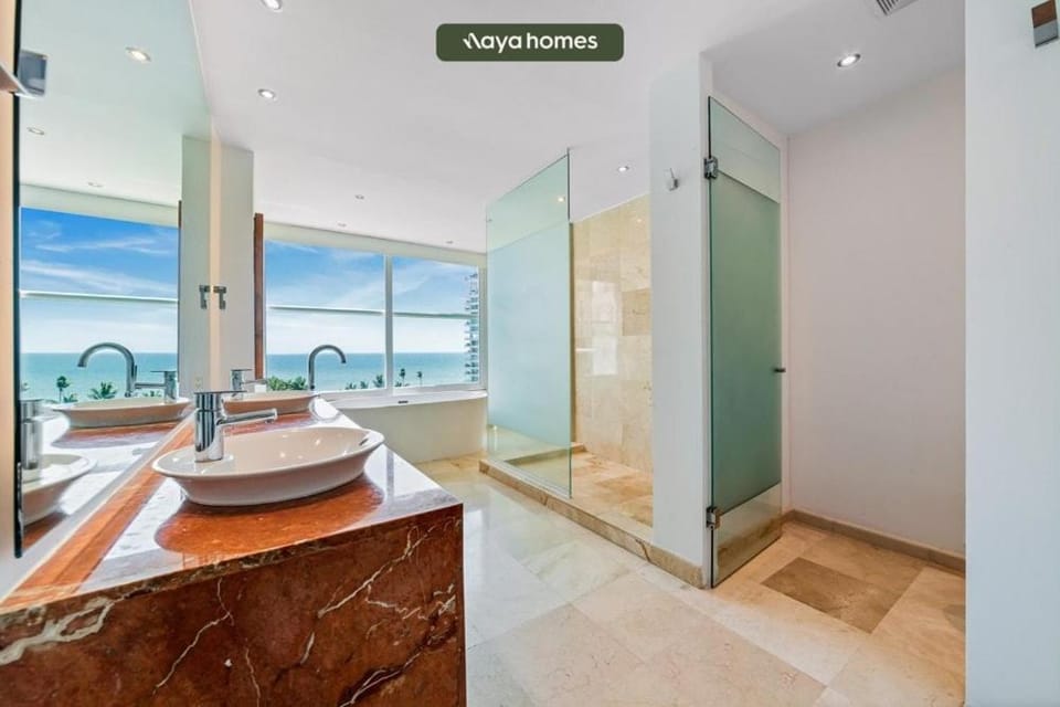 Bathroom, Bath
