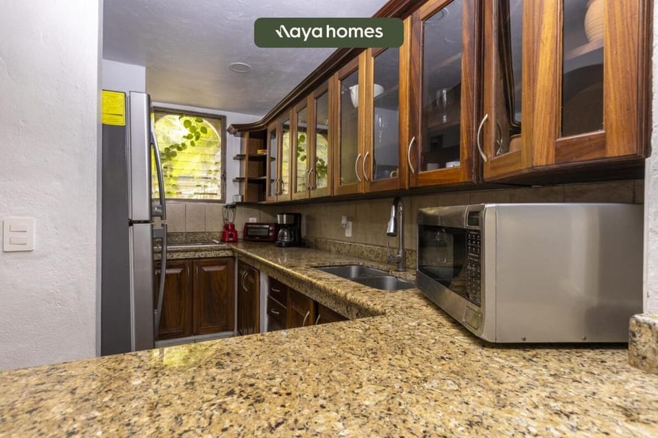 Kitchen or kitchenette, kitchen