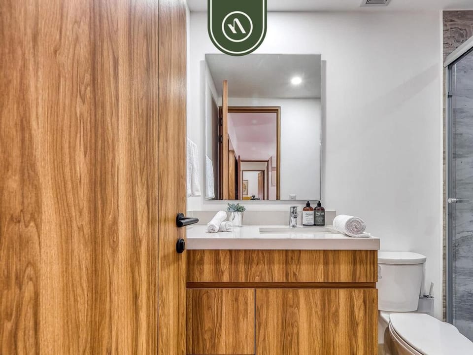 Bathroom, Bath