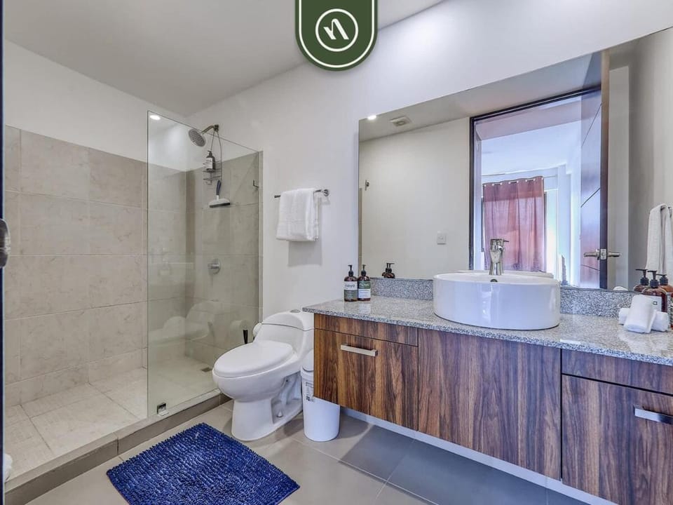 Bathroom, Bath