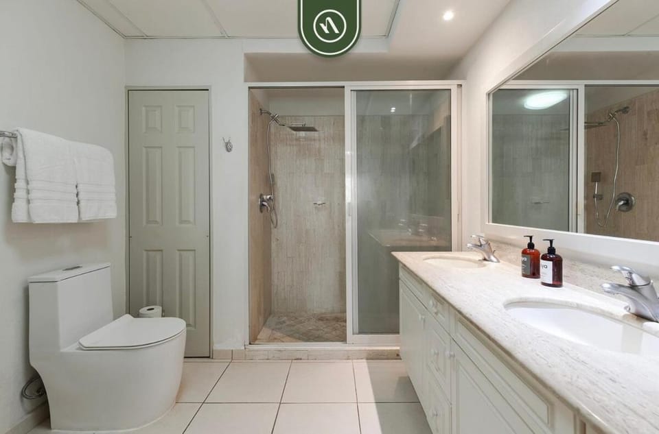 Bathroom, Bath