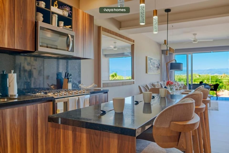 Kitchen or kitchenette, kitchen