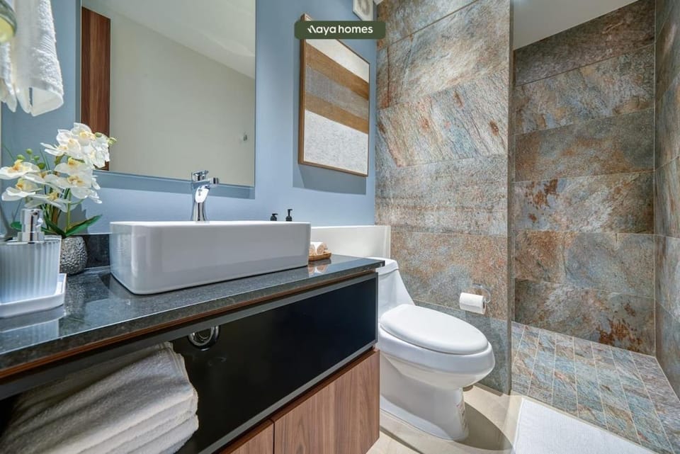 Bathroom, Bath