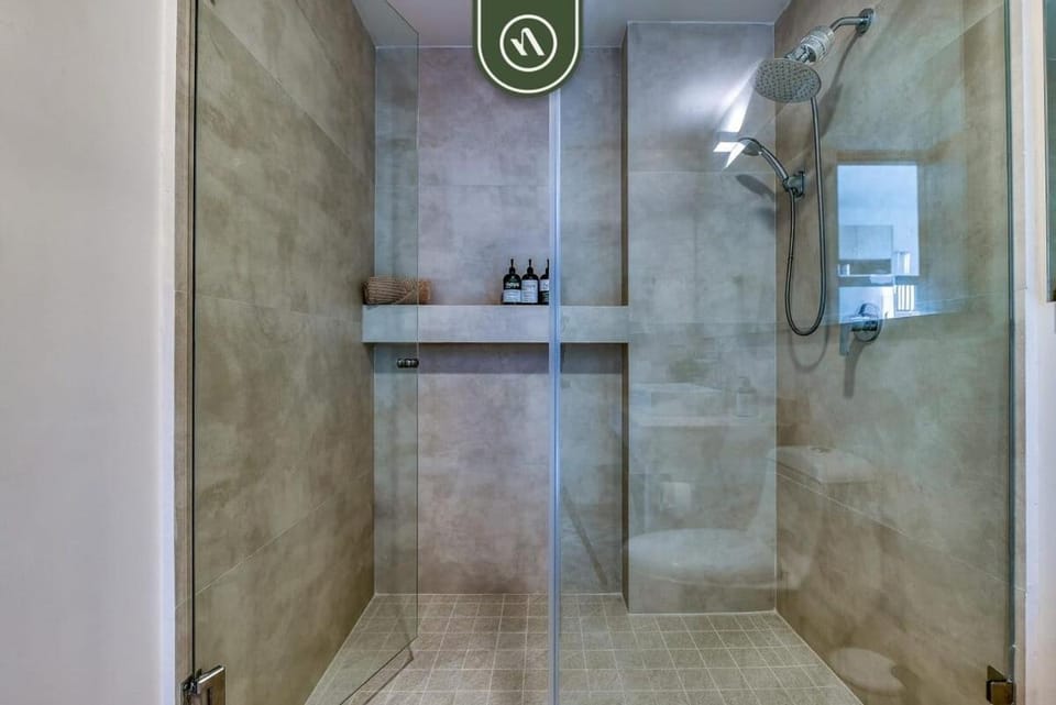 Bathroom, Bath