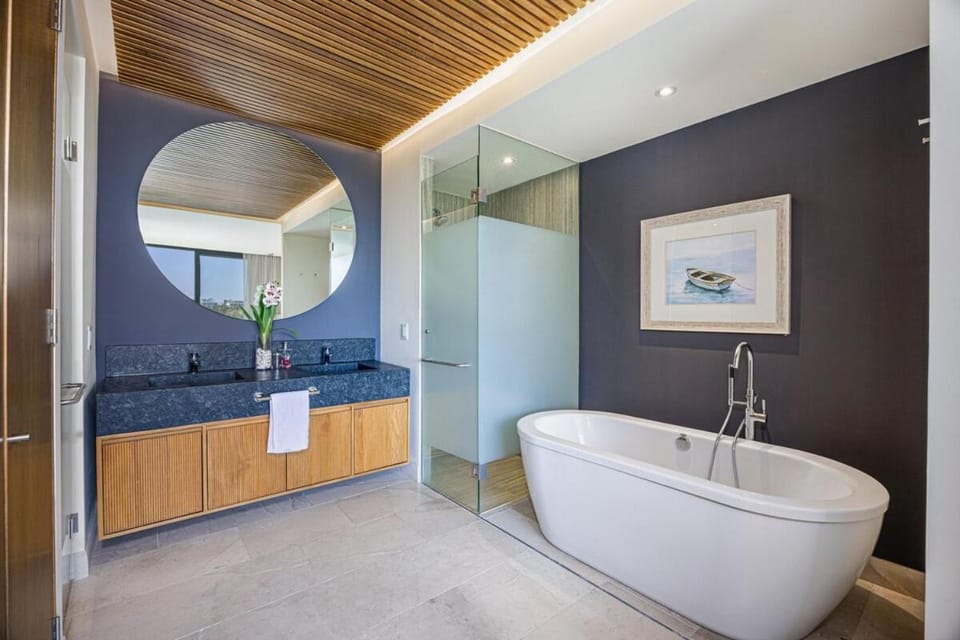 Bathroom, Bath