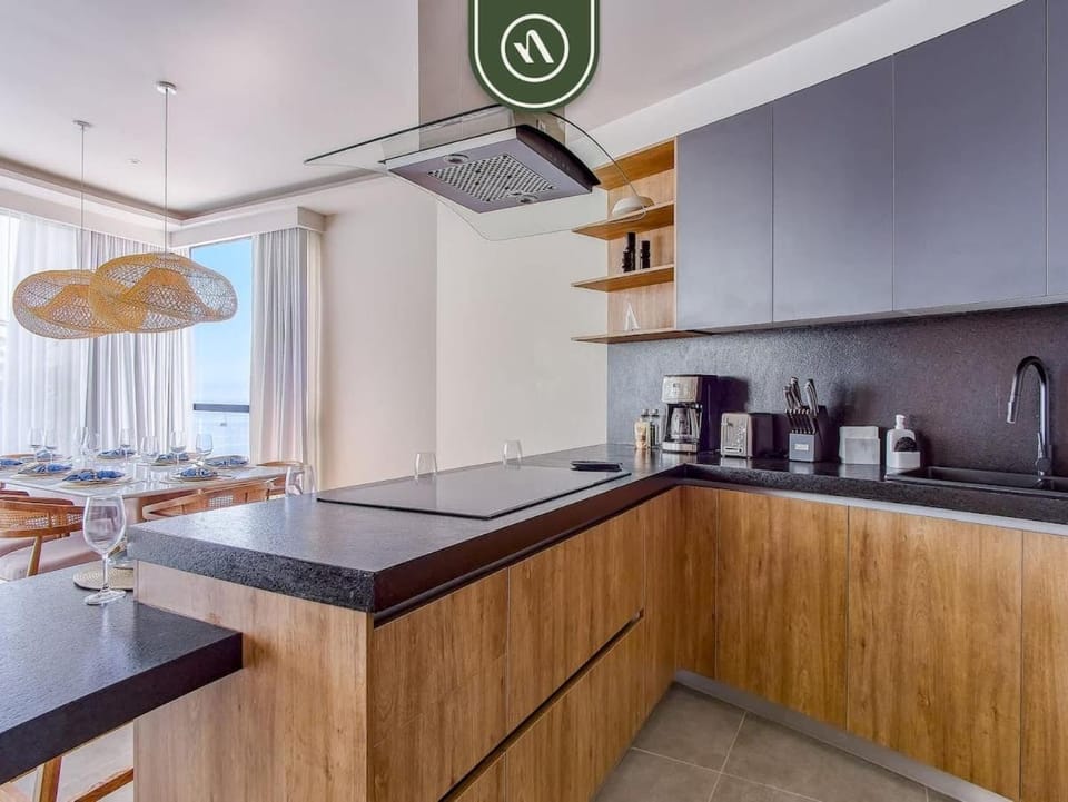Kitchen or kitchenette, kitchen