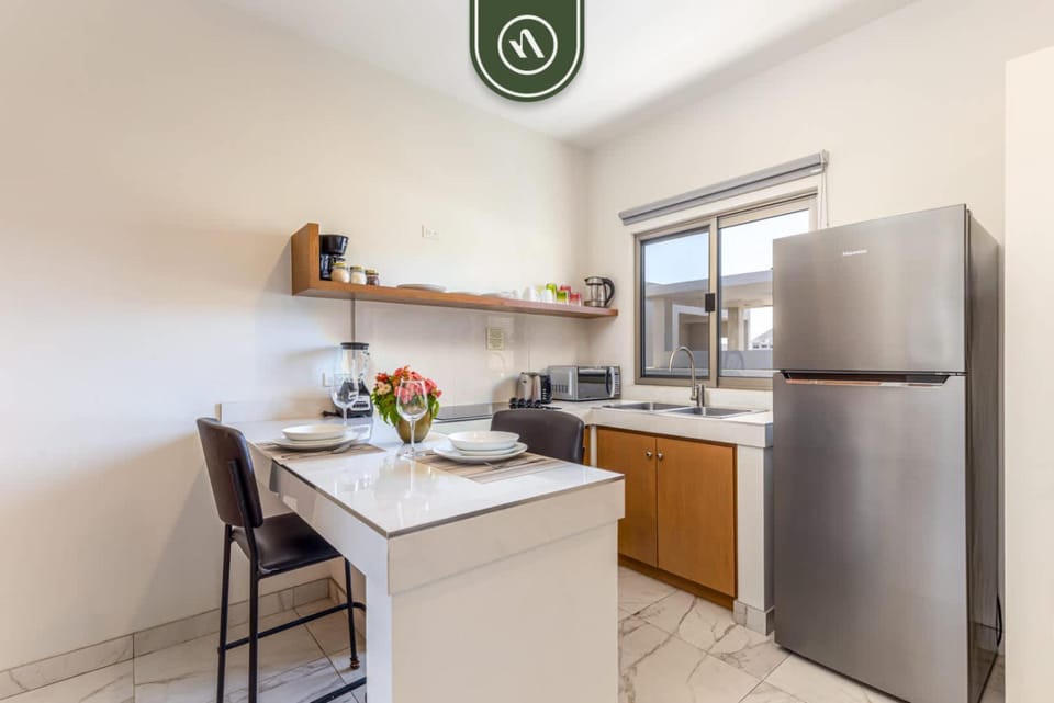 Kitchen or kitchenette, kitchen