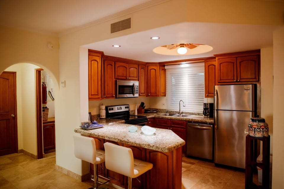 Kitchen or kitchenette, kitchen