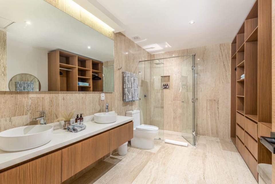 Bathroom, Bath