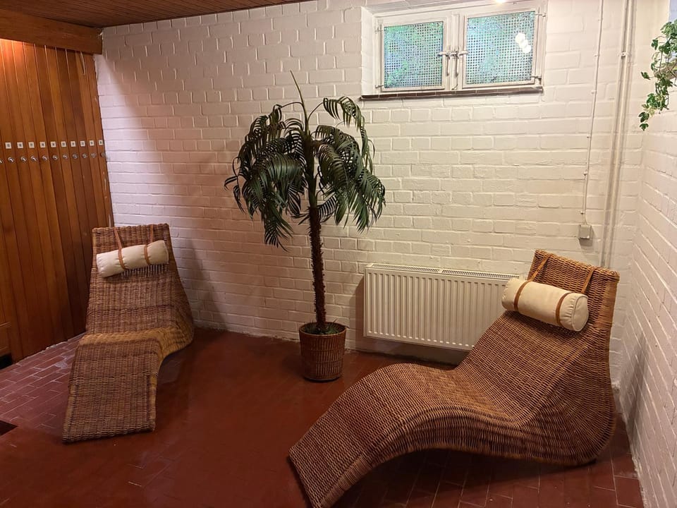 Sauna, Sauna, Seating area
