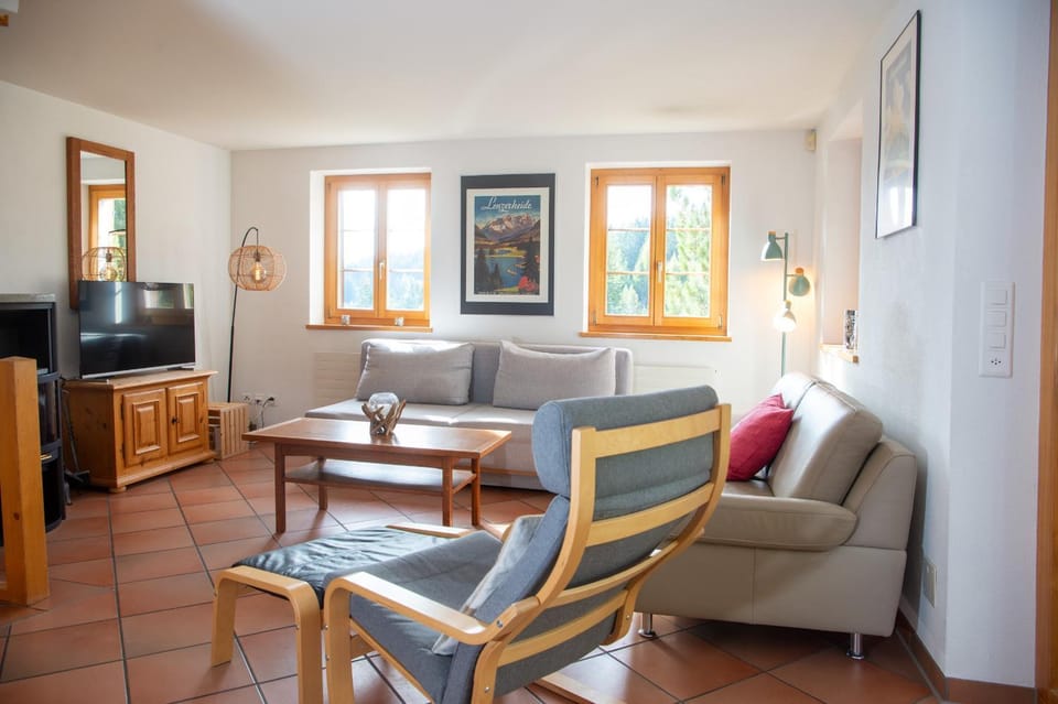 Communal lounge/ TV room, Living room